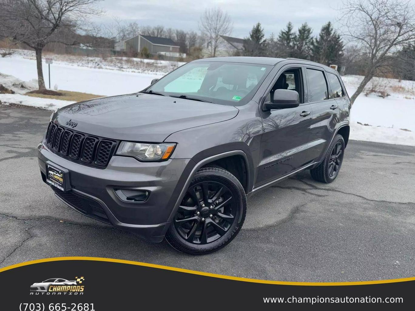 JEEP GRAND CHEROKEE 2018 1C4RJFAG8JC387268 image